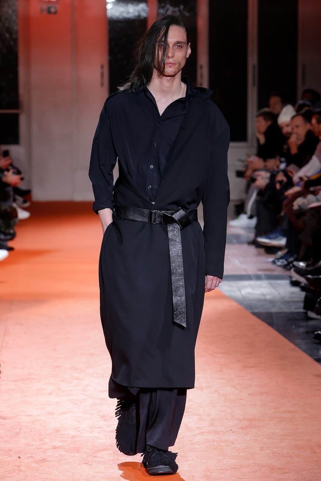 Yohji Yamamoto: Menswear AW18 - 10 Magazine
